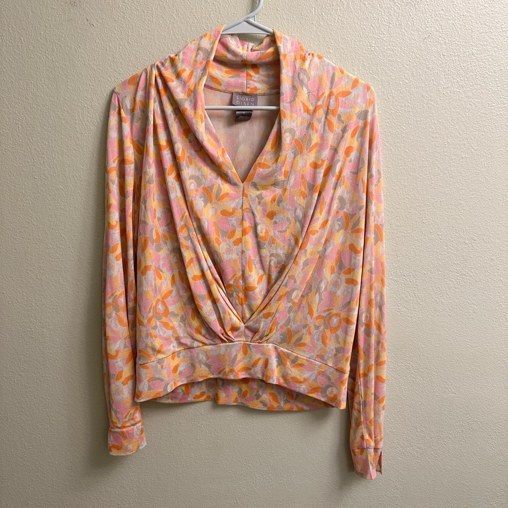 Sigrid Olsen 100% Silk Blouse Size Medium Lovely Pastel Print